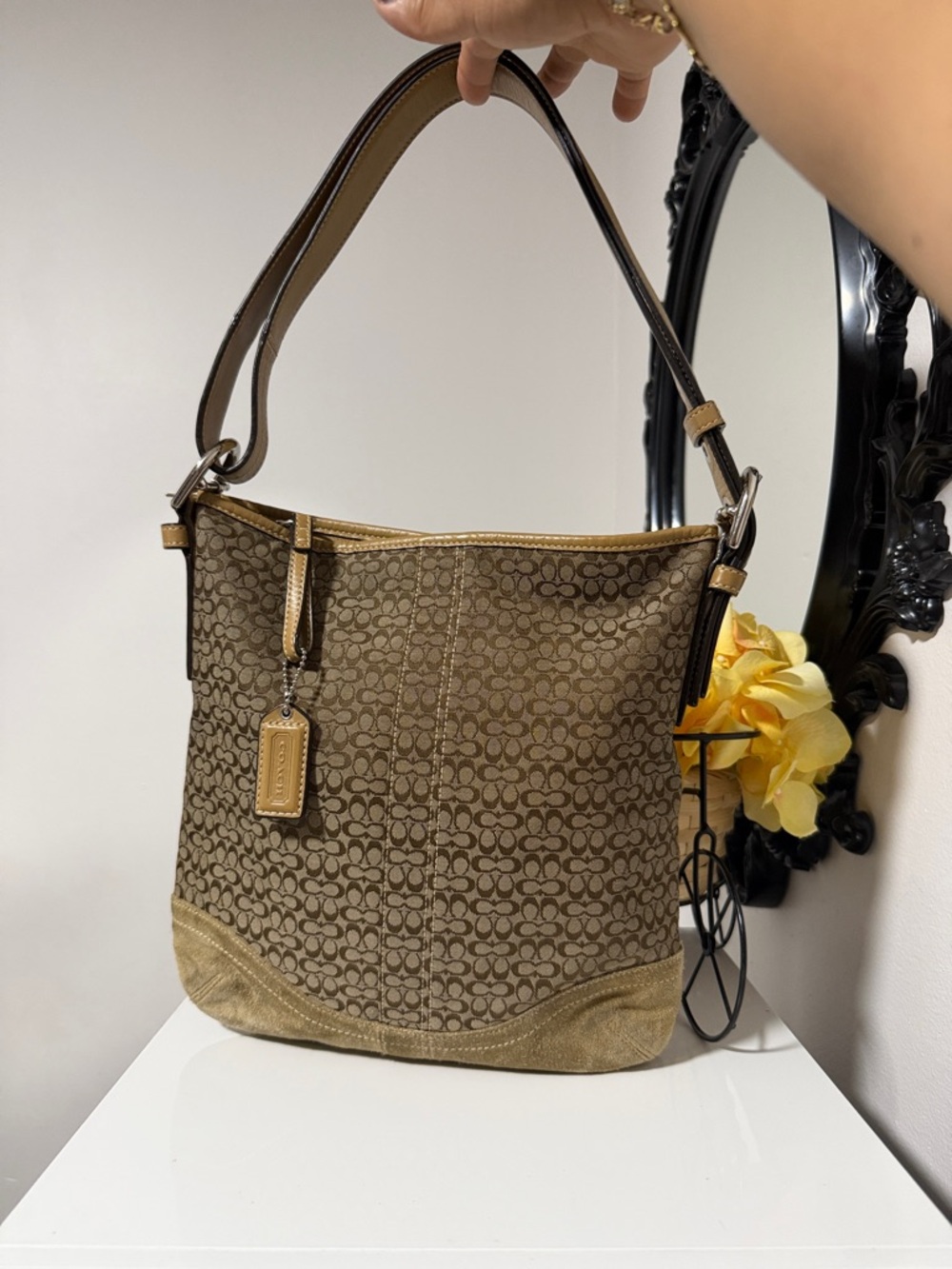 Coach F10944 Tan/Brown Signature Canvas Shoulder/Crossbody Bag